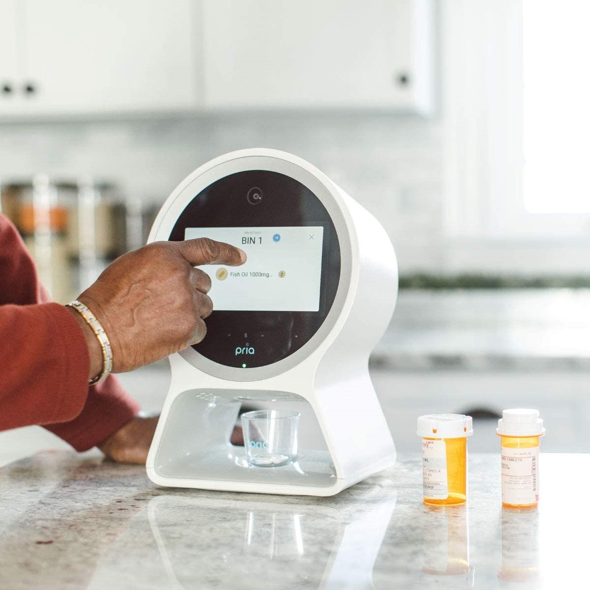 Figura 6: Dispensador de pastillas inteligente (Fuente: https://pillohealth.com/)