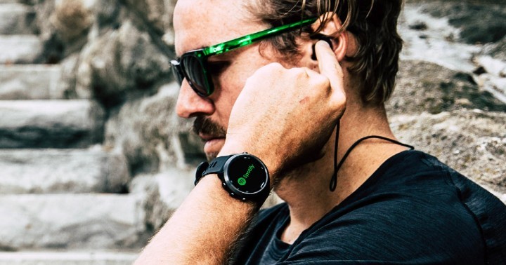 Figura 1: Garmin con Spotify